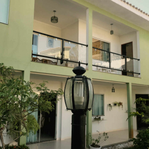 Gebäudefront Gartenseite